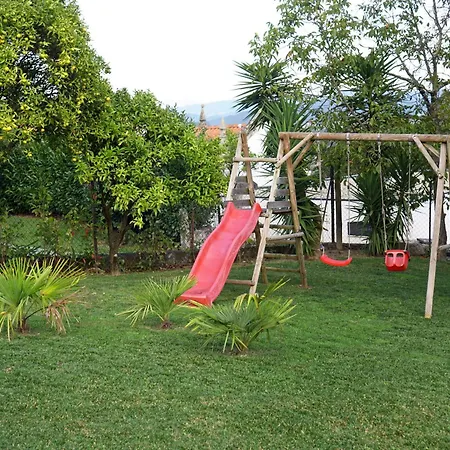 Casas De Fralaes 아파트