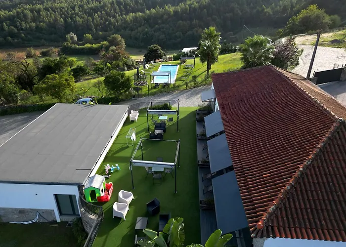 Casas De Fralaes 아파트