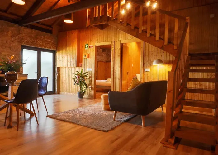 Casas De Fralaes 아파트